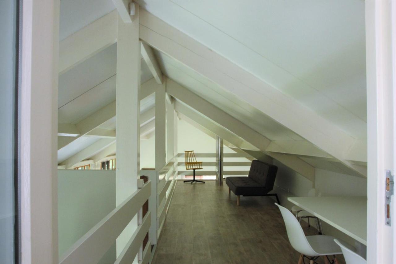הוילה Erichem Familiehuis De Betuwe Met Prive Kunstgras Tennisbaan En Sauna מראה חיצוני תמונה