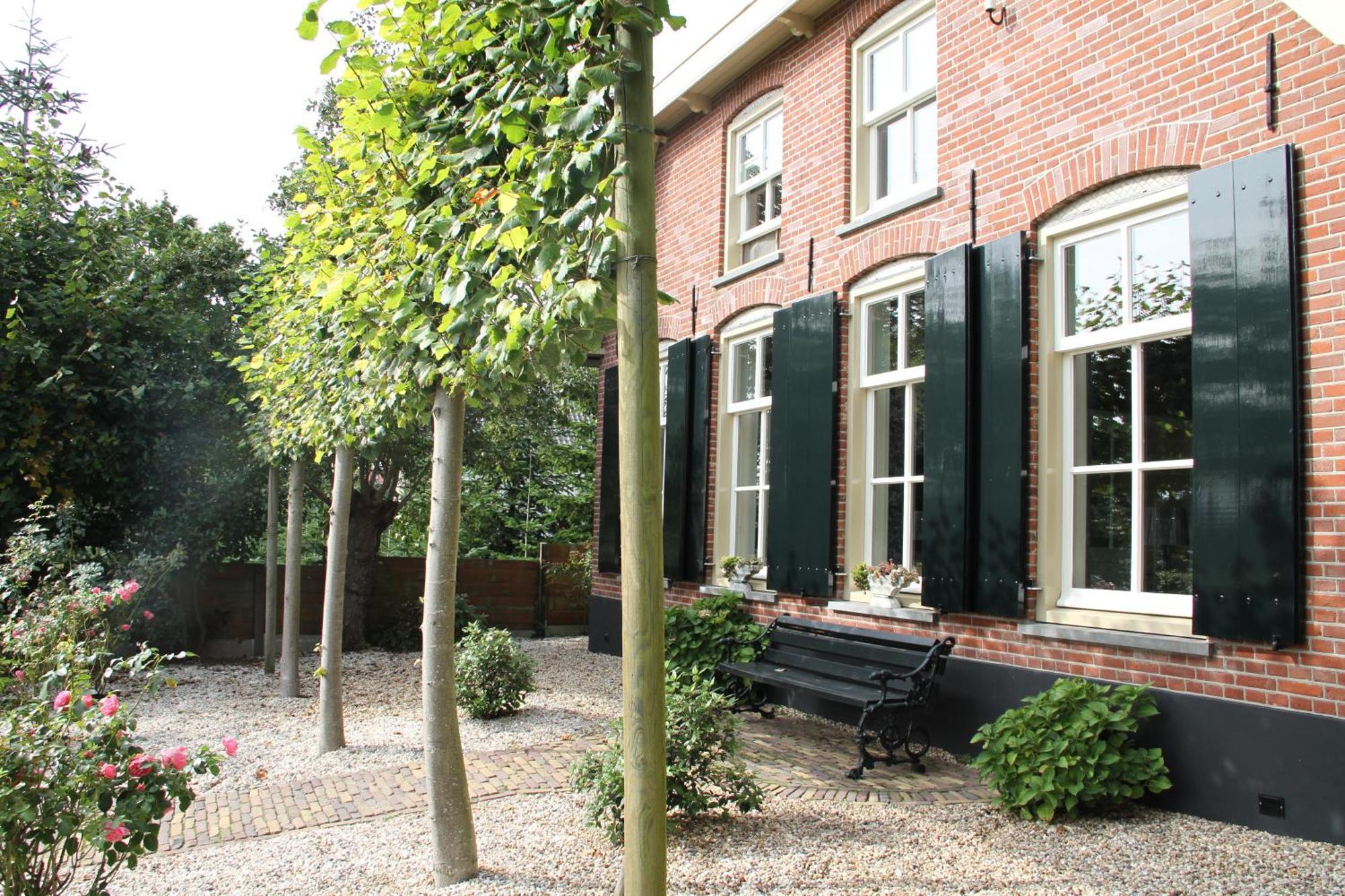 הוילה Erichem Familiehuis De Betuwe Met Prive Kunstgras Tennisbaan En Sauna מראה חיצוני תמונה